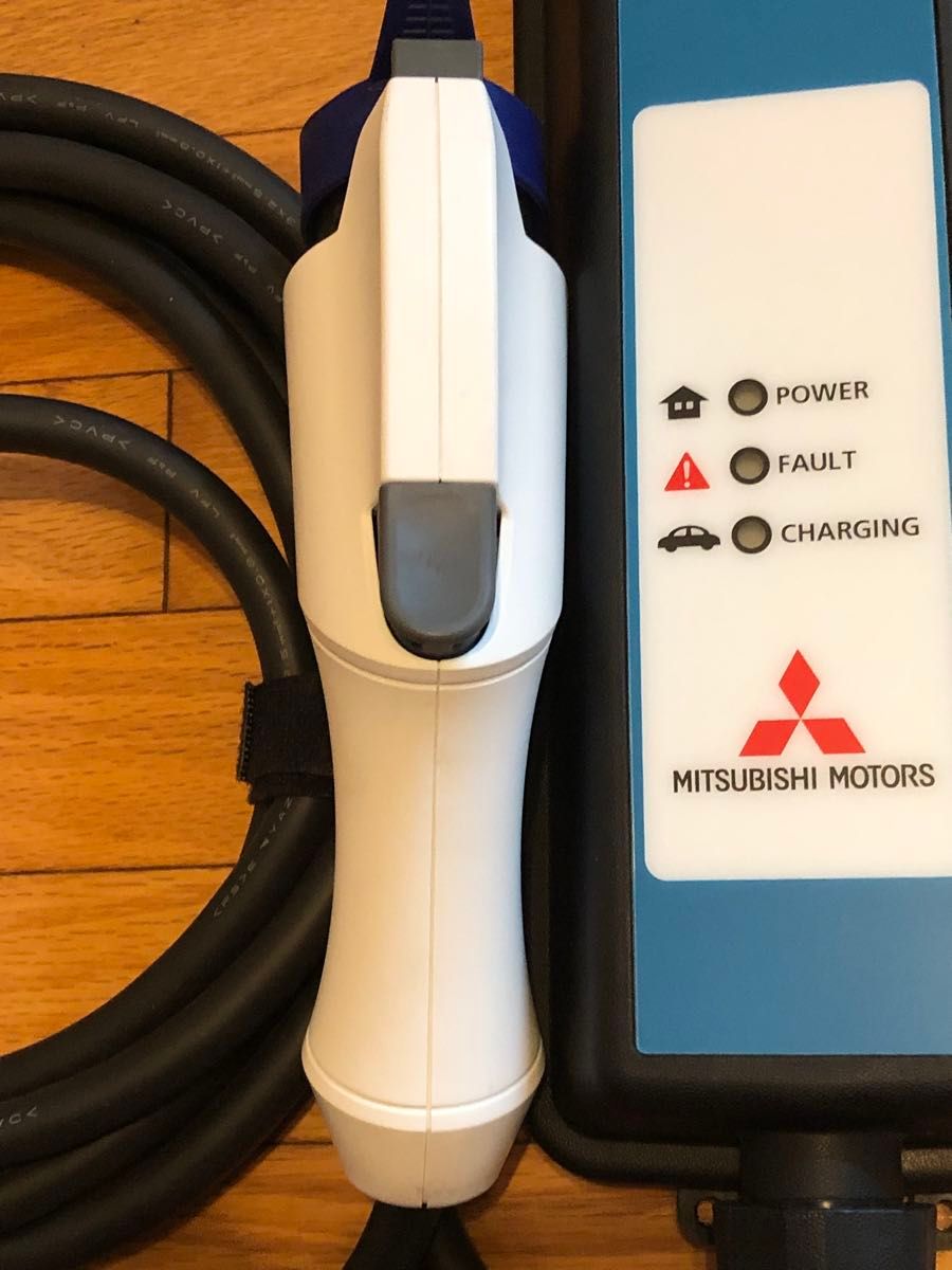 美品 三菱アウトランダー PHEV純正200V充電ケーブル｜Yahoo!フリマ（旧