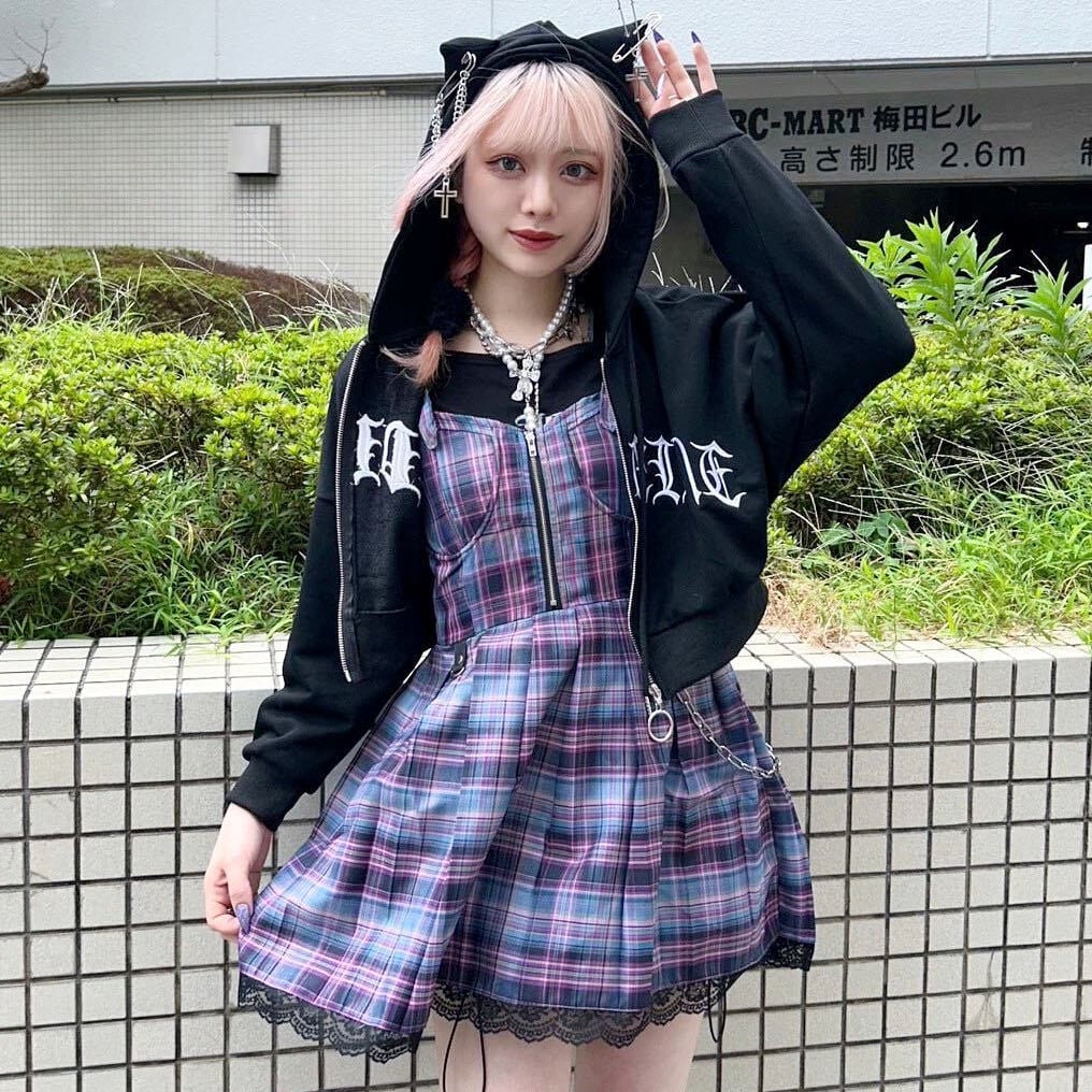 ネコ耳ショート丈ZIPパーカー | VOLCAN&APHRODITE