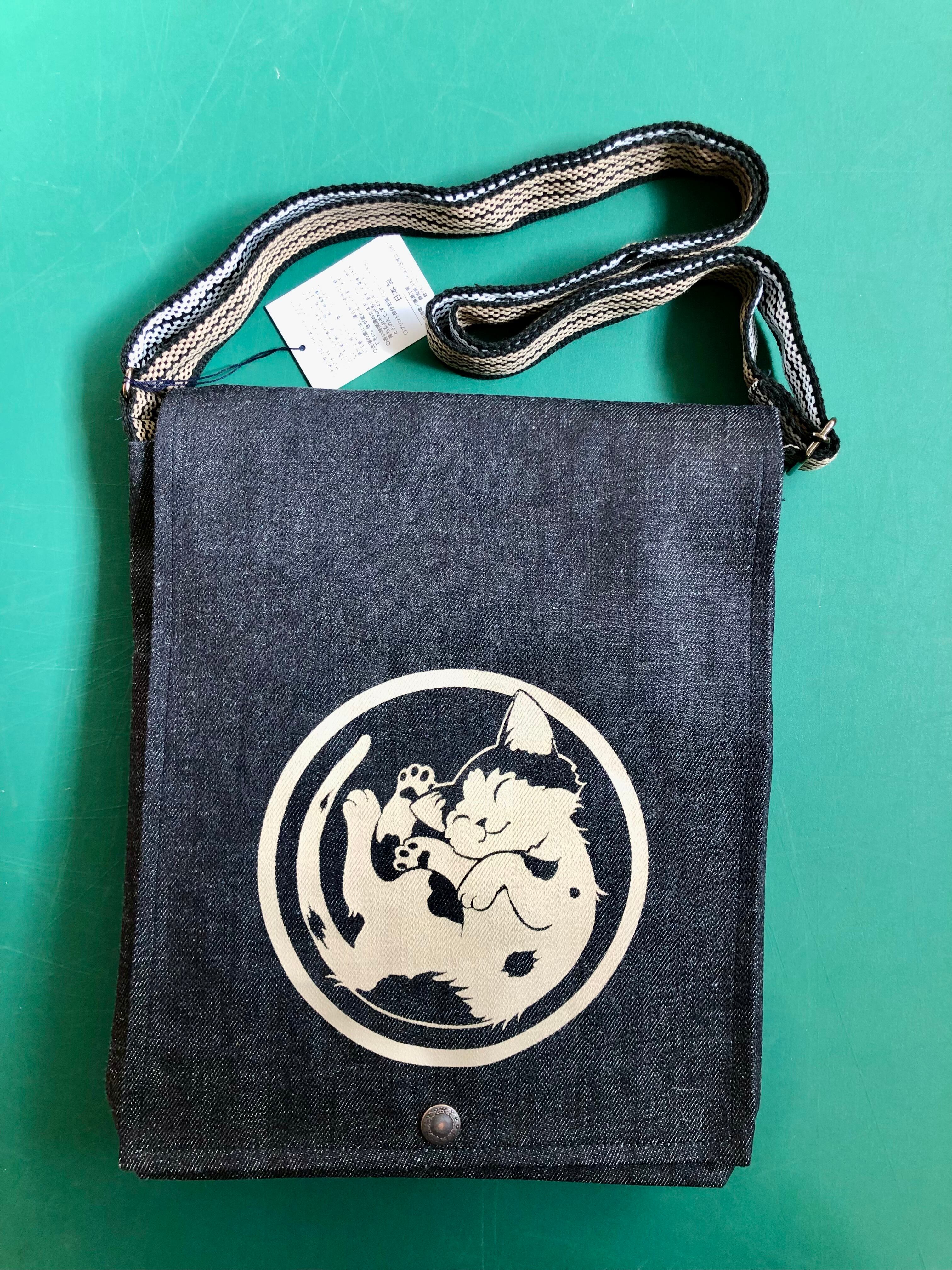 岡山デニム「にゃおとら」ショルダーバッグ（A）Japanese denim