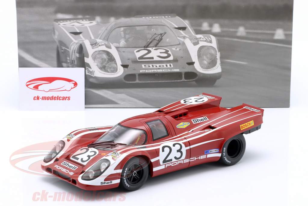 The wild 70s with two overall victories for Porsche in Le Mans