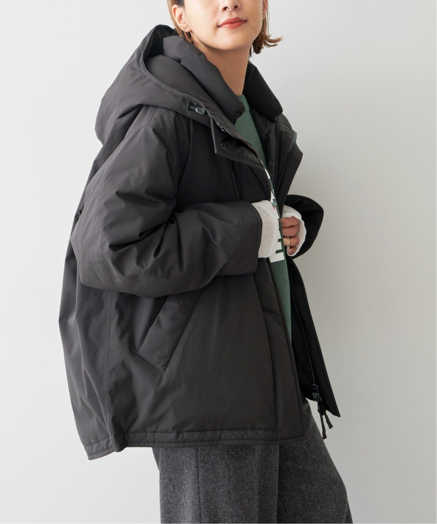 撥水フーデッドダウンハーフコート（ダウンジャケット）｜Spick and