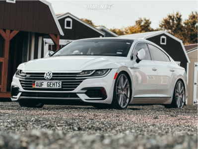 2020 Volkswagen Arteon SEL R-Line with 20x9 Niche Dfs and Michelin
