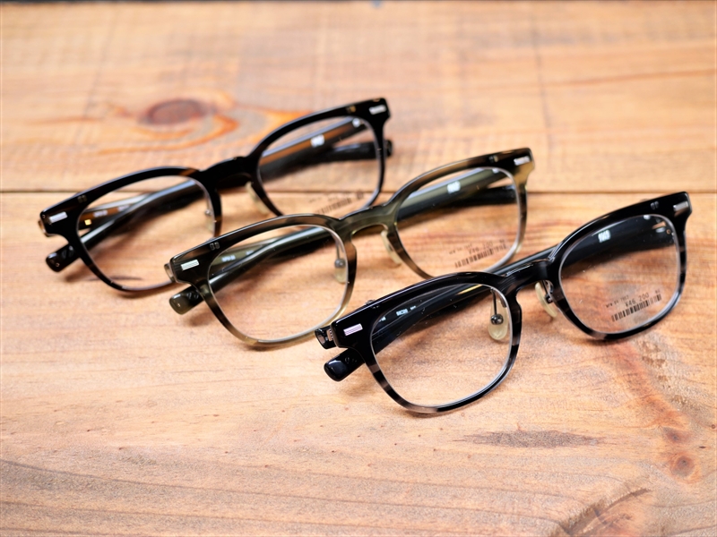 再入荷】999.9（フォーナインズ）跳ね上げ（フリップアップ）機能搭載