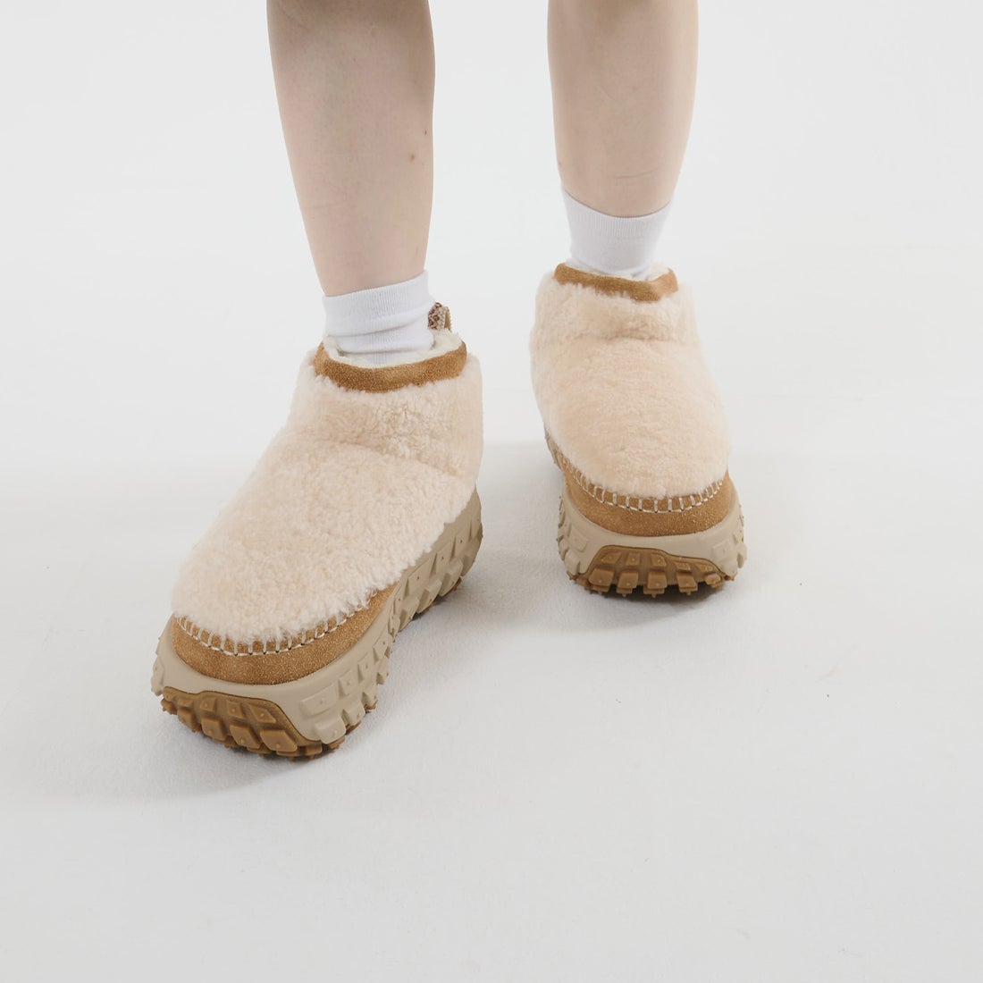 UGG アグ ウルトラミニ ブーツ ベンチャー デイズ コージー レディース