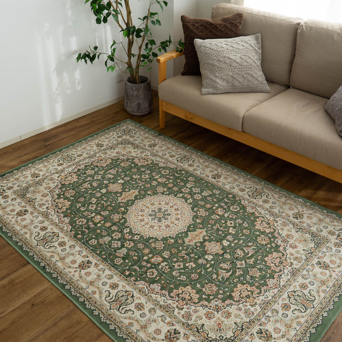 サヤンサヤン シルクタッチの ラグ 2畳 用 カーペット 195×195