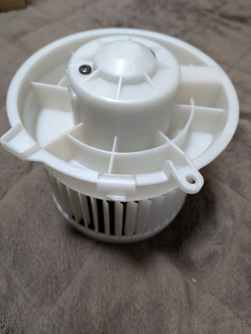 日産セレナGFC27　ヒーターモーター　新品未使用品 日産（NISSAN） セレナ C27 GC27 GFC27 GNC27 GFNC27 新品 電動 ファン