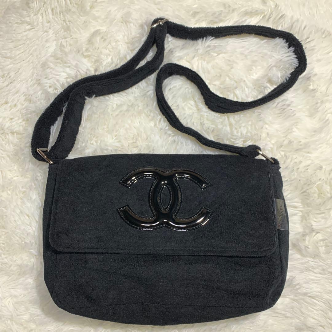 【美品】 シャネル ノベルティ ショルダーバッグ　非売品　パイル CHANEL（シャネル） ノベルティパイルショルダーバッグ ピンク : BRING