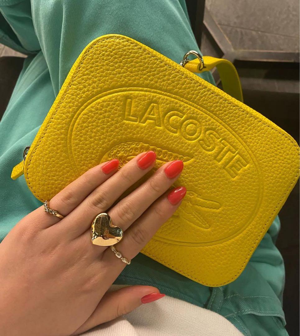 LACOSTE CROCO CREWチェーンハンドル2wayバッグ イエロー LACOSTE CROCO CREWチェーンハンドル2wayバッグ イエロー - メルカリ