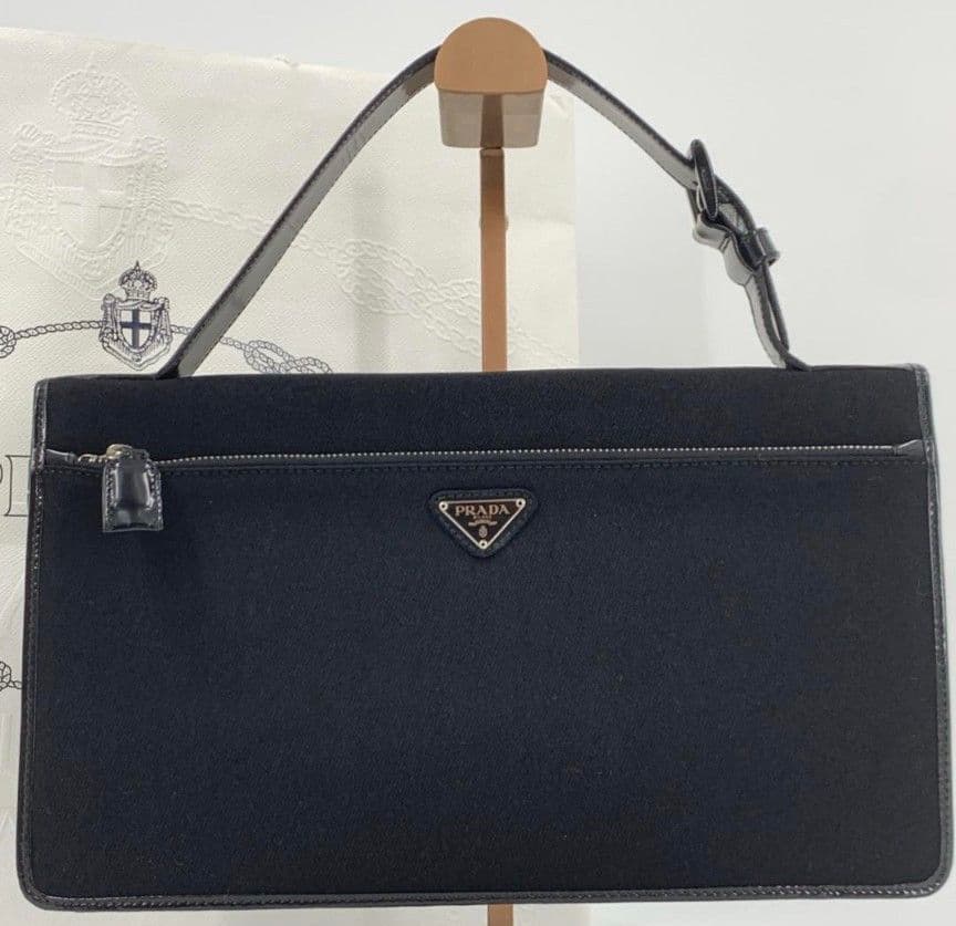 プラダ ハンドバッグ 腕掛け ナイロンキャンバス パテントレザー エナメル 楽天市場】【バッグ】PRADA プラダ キルティング ハンドバッグ