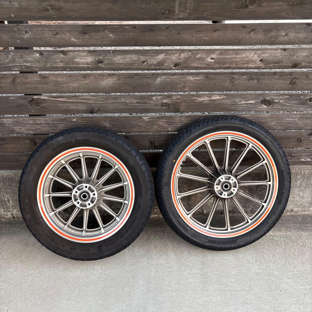 スポーツスター　2000年　ノーマルホイール&タイヤセット　ガレージ保管 2000年式XL1200S 前後ホイール＆タイヤ ビンテージカスタム