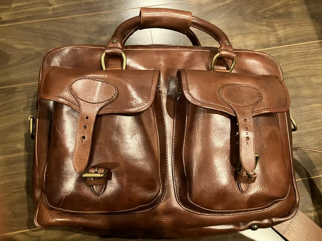 ラルフローレン　ショルダーバッグ ラルフローレン ペブルド レザー キャリー クロスボディ (Ralph Lauren