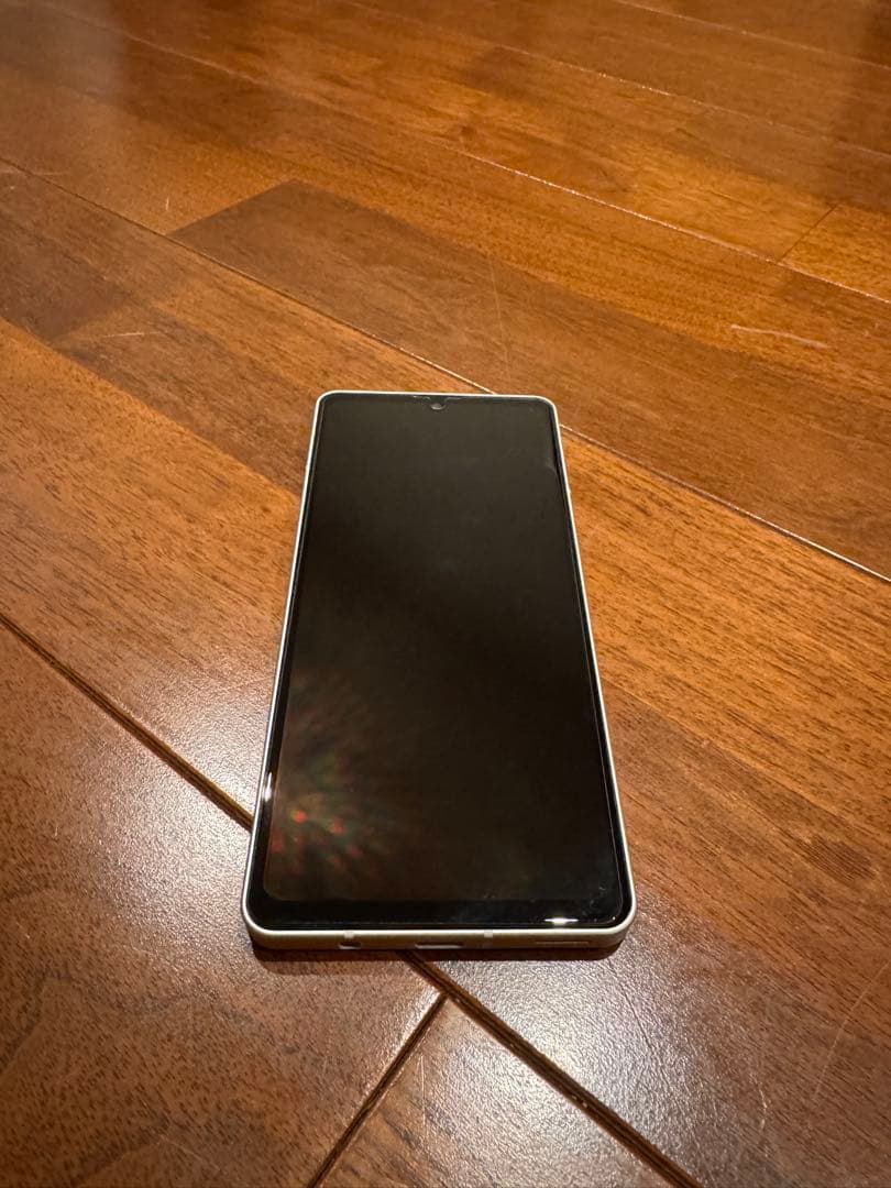 SHARP AQUOS ホワイト 本体 Amazon | SH-01K AQUOS sense ホワイト | シャープ(SHARP