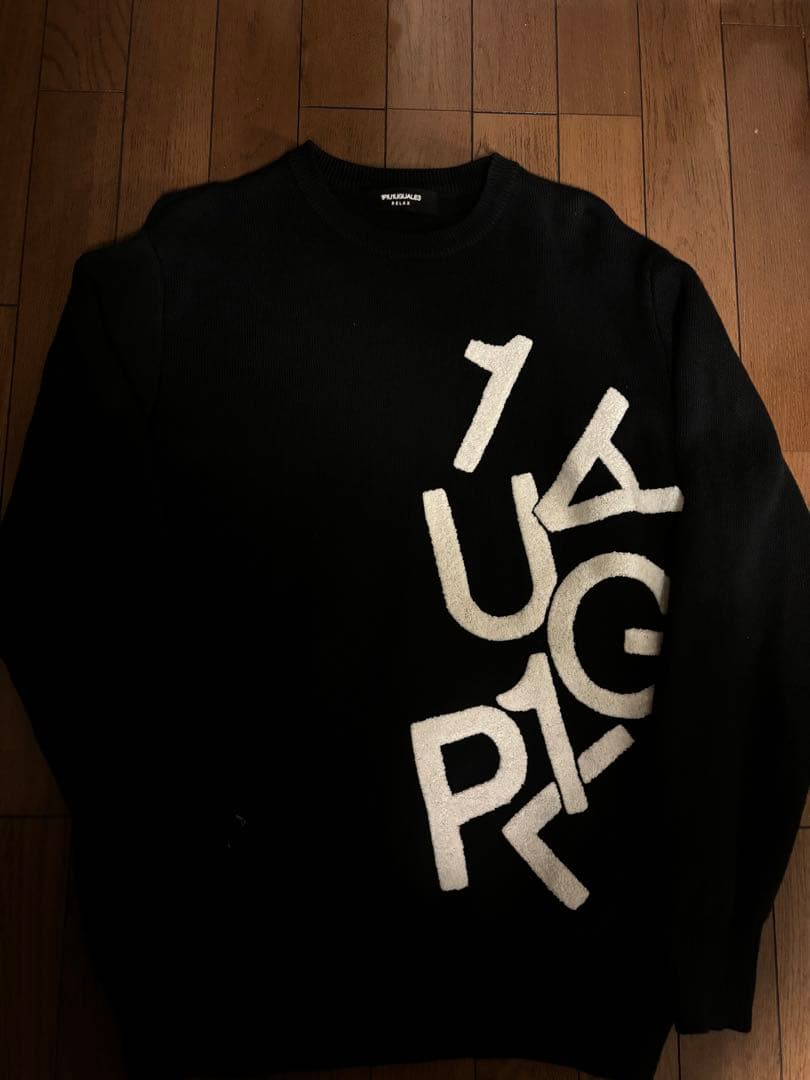 1PIU1UGUALE3 RELAX(ウノピゥウノウグァーレトレ) 黒 ニット 1PIU1UGUALE3 RELAX ウノピゥウノウグァーレトレ リラックス 裾