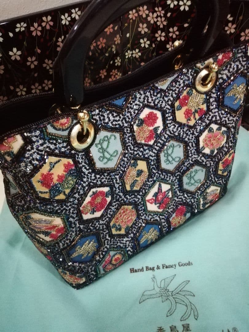 祇園老舗　香鳥屋　ビーズ刺繍バッグ 京都祇園〈香鳥屋〉バッグフェア 6/25（水）〜6/30（月） 最終日は午後