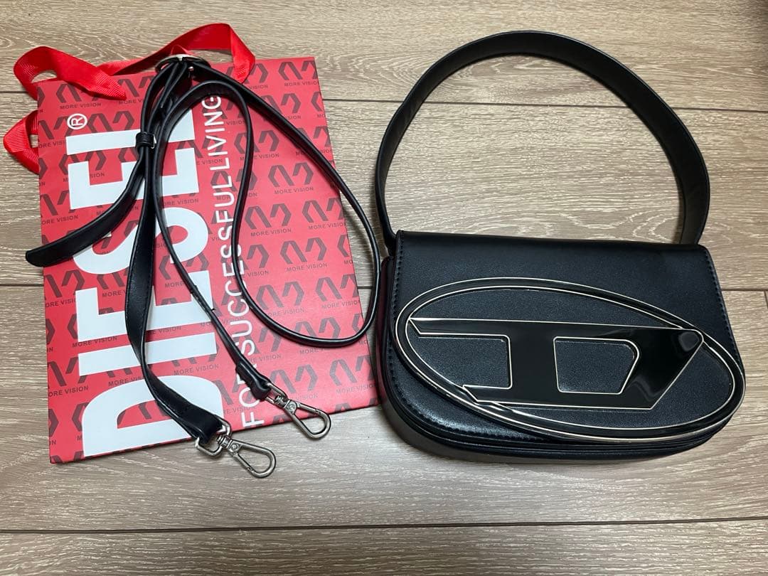 diesel ショルダーバッグ　ロゴバッグ ディーゼル DIESEL ショルダーバッグ ロゴ RAVE CROSSBODY (DIESEL