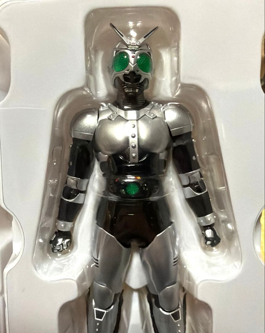 S.H.Figuarts 真骨彫 仮面ライダーBLACK シャドームーン セット