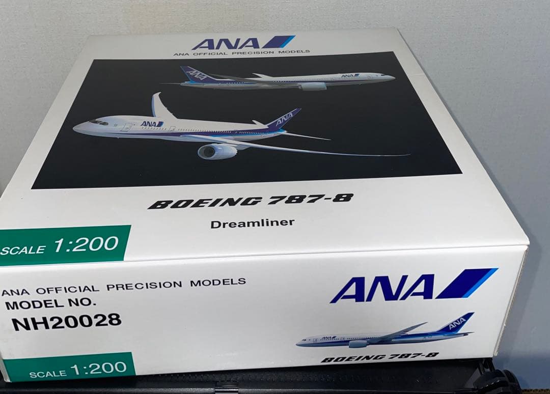 [美品]ANA全日空B787-8Dreamliner NH20028 1/200 1/200 B787-8 ANA SpecialMarking JA801A [NH20041] 全日空商事/中古