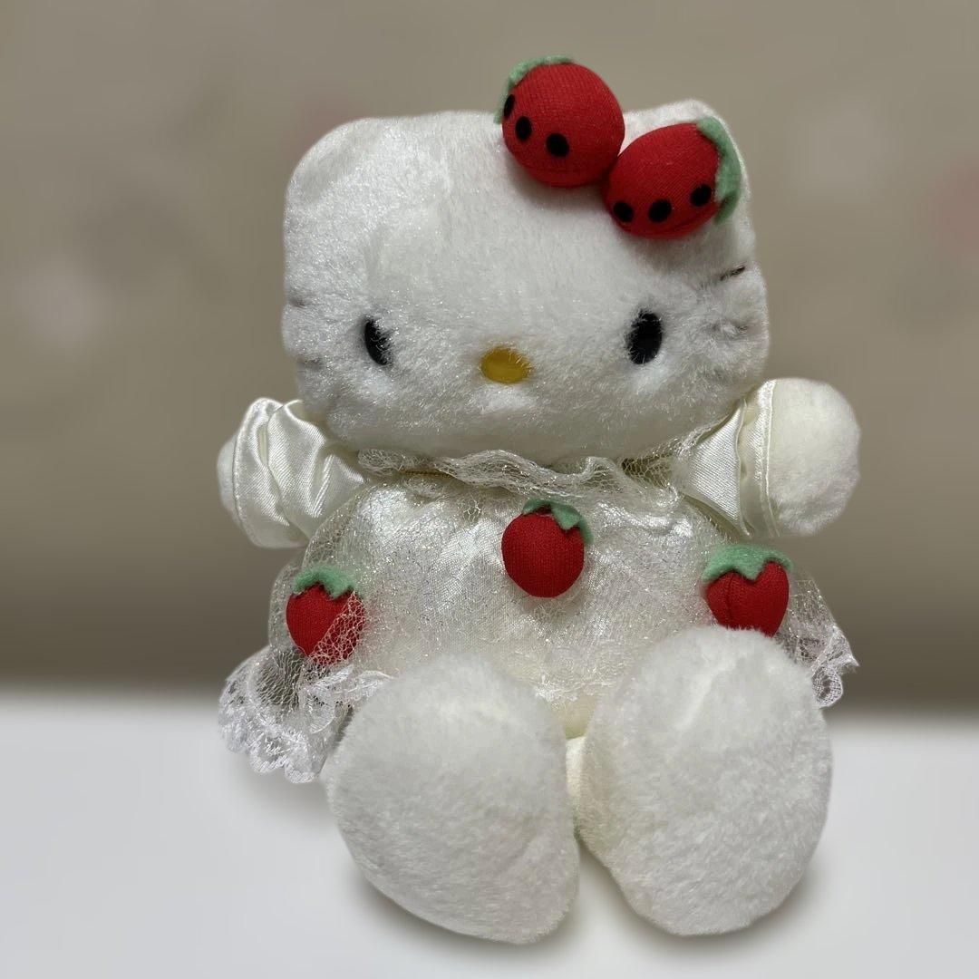 ハローキティ ドレスいちご サンリオ レア 1998年 未使用 Amazon.co.jp: サンリオ(SANRIO) マスコットホルダー（いちご新聞50