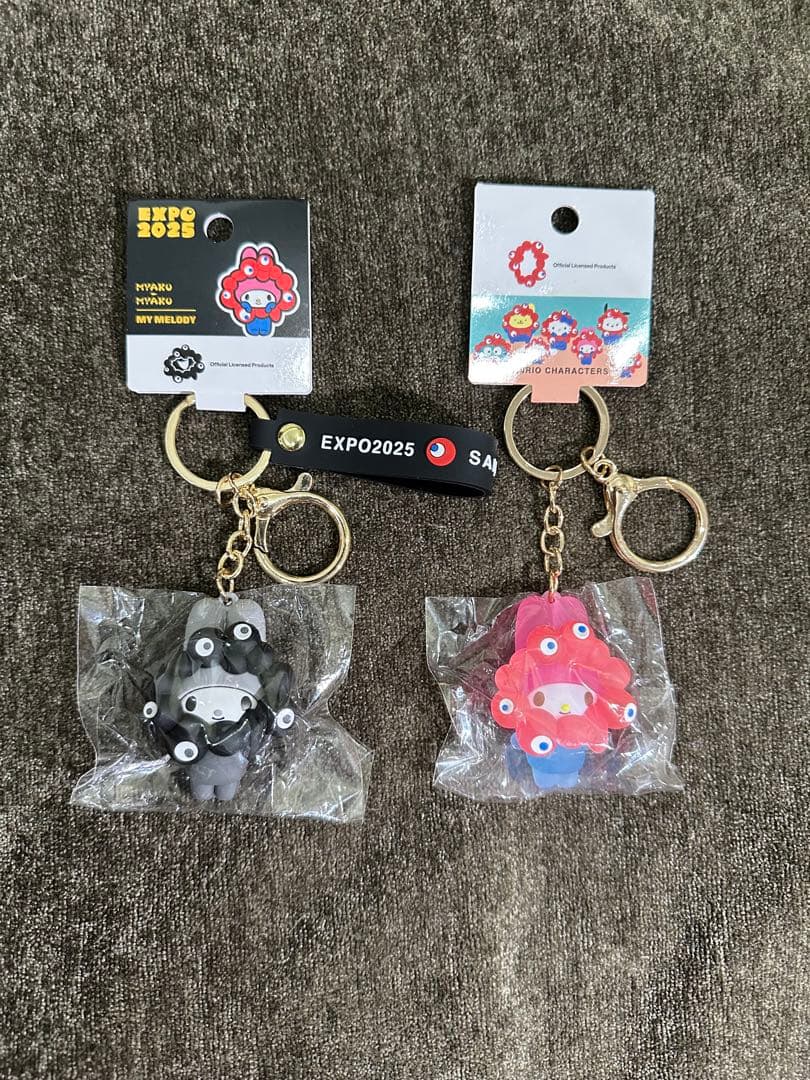マイメロ ミャクミャク 黒＆クリア マスコット キーホルダー2点セット sanrio（サンリオ） 黒ミャクミャク なりきり立体マスコットストラップ