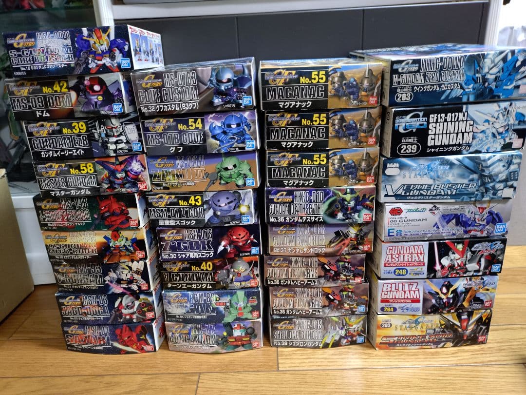 SDガンダムプラモ未組み立てセット　オマケ付き SDガンダムプラモ未組み立てセット オマケ付き | 激安通販のイーサプライ